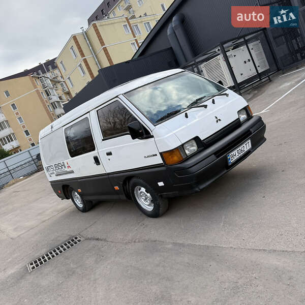 Минивэн Mitsubishi L 300 1995 в Одессе фото 4 Минивэн Mitsubishi L 300 1995 в Одессе