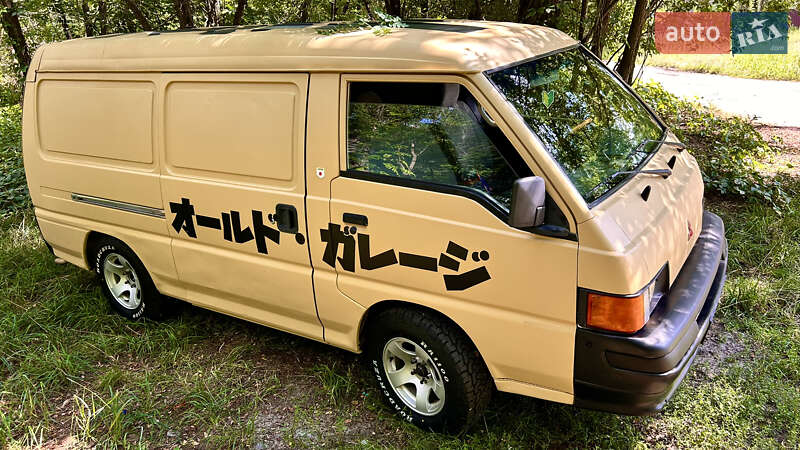 Грузовой фургон Mitsubishi L 300 1999 в Киеве фото 3 Грузовой фургон Mitsubishi L 300 1999 в Киеве