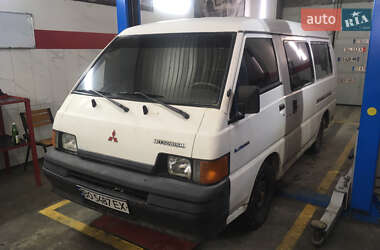Мінівен Mitsubishi L 300 1994 в Чернівцях