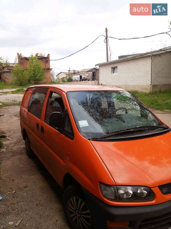 Mitsubishi L 400 1998
