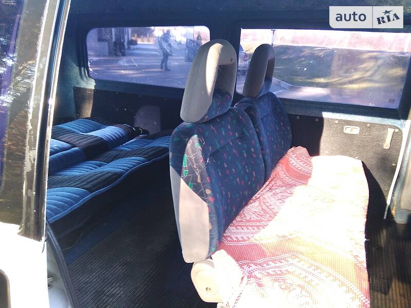 Мінівен Mitsubishi L 400 2000 в Новояворівську