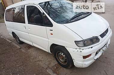 Минивэн Mitsubishi L 400 1999 в 