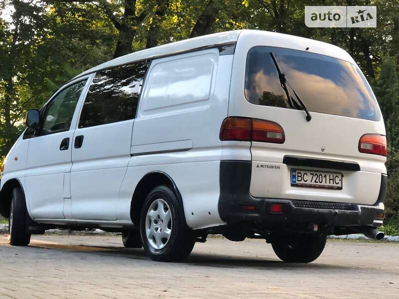 Грузопассажирский фургон Mitsubishi L 400 1997 в Дрогобыче