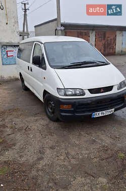 Минивэн Mitsubishi L 400 1999 в 