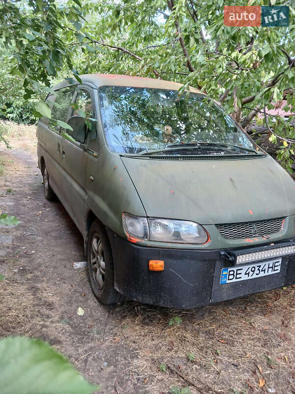 Mitsubishi L 400 1999