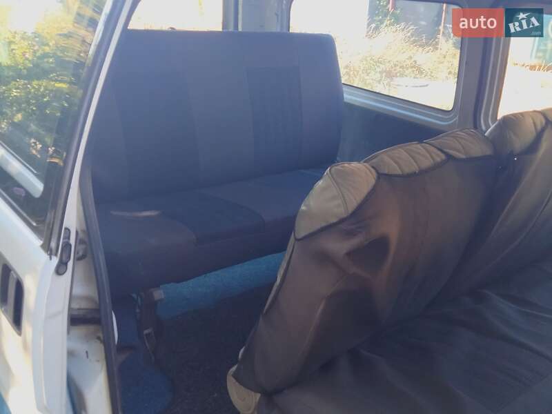 Мінівен Mitsubishi L 400 2000 в Одесі фото 12 Мінівен Mitsubishi L 400 2000 в Одесі
