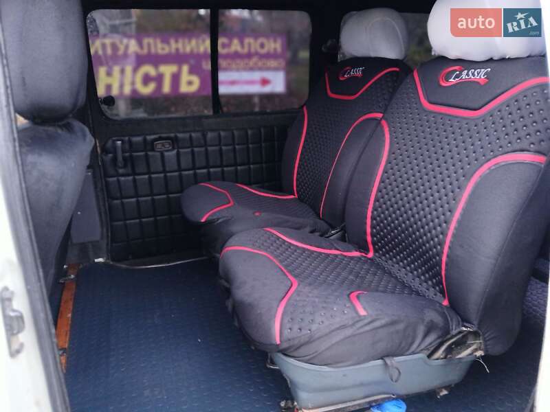Минивэн Mitsubishi L 400 1999 в Стебнику
