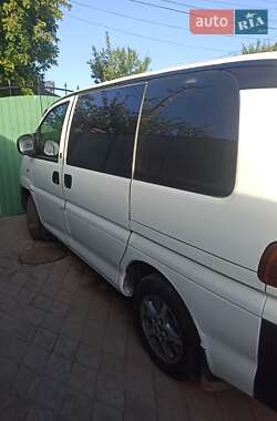 Мінівен Mitsubishi L 400 2000 в  фото 4 Мінівен Mitsubishi L 400 2000 в