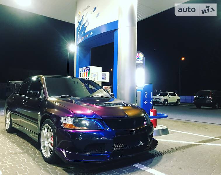 Седан Mitsubishi Lancer Evolution 2004 в 
