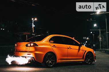 Седан Mitsubishi Lancer Evolution 2009 в 