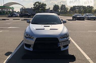 Седан Mitsubishi Lancer Evolution 2013 в 
