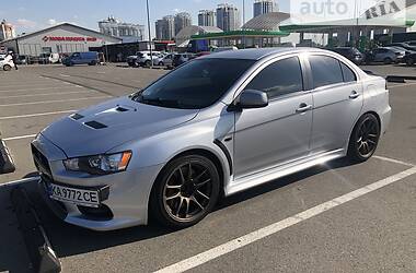 Седан Mitsubishi Lancer Evolution 2013 в 