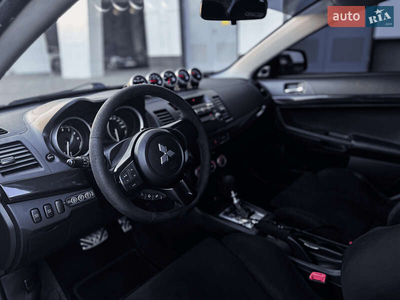 Седан Mitsubishi Lancer Evolution 2008 в Киеве