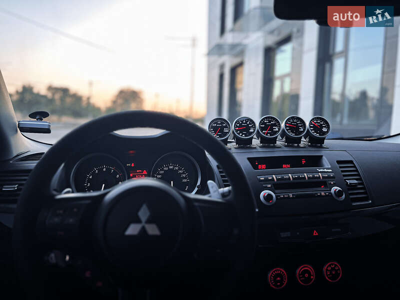 Седан Mitsubishi Lancer Evolution 2008 в Киеве