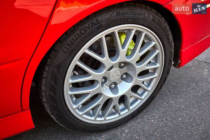 Седан Mitsubishi Lancer Evolution 2002 в Киеве фото 9 Седан Mitsubishi Lancer Evolution 2002 в Киеве