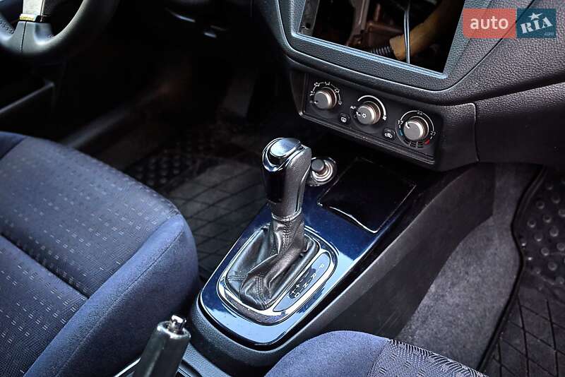 Седан Mitsubishi Lancer Evolution 2002 в Киеве фото 17 Седан Mitsubishi Lancer Evolution 2002 в Киеве