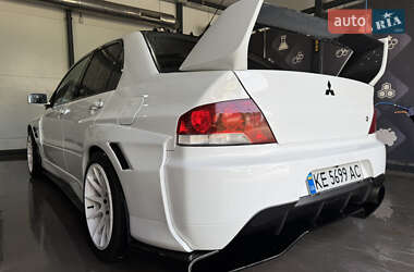 Седан Mitsubishi Lancer Evolution 2004 в 