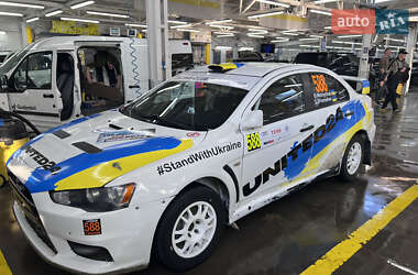 Седан Mitsubishi Lancer Evolution 2009 в 