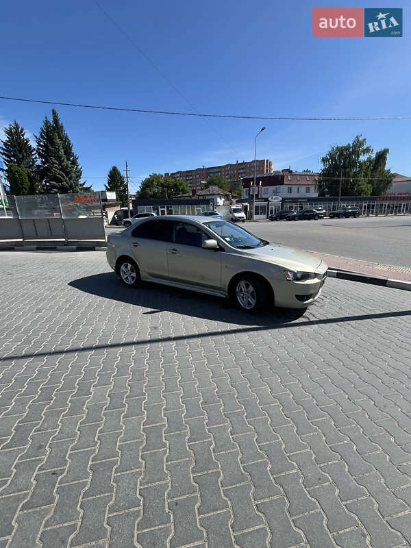 Седан Mitsubishi Lancer Evolution 2007 в Тернополе