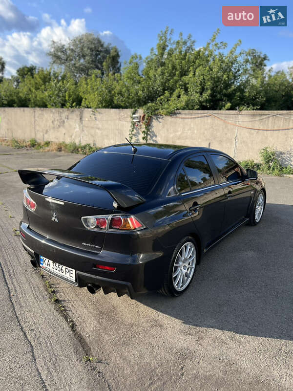 Седан Mitsubishi Lancer Evolution 2008 в Киеве
