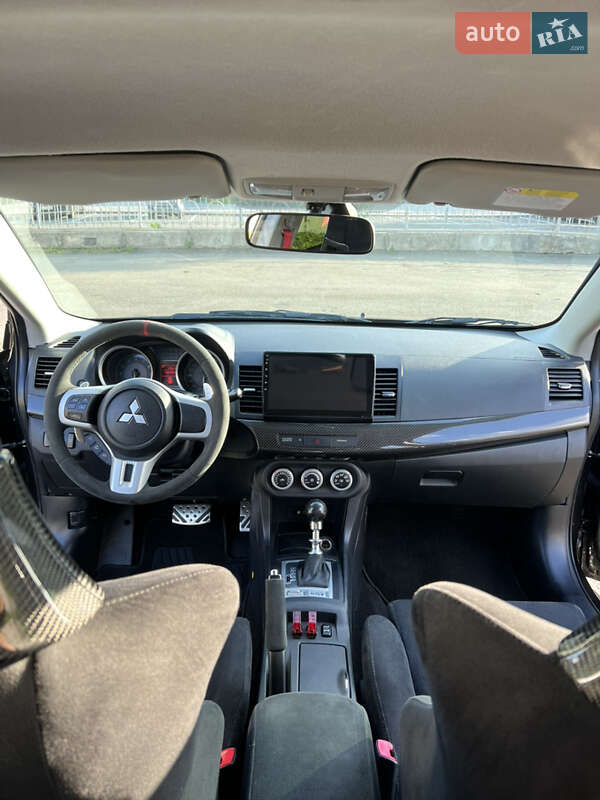 Седан Mitsubishi Lancer Evolution 2008 в Киеве