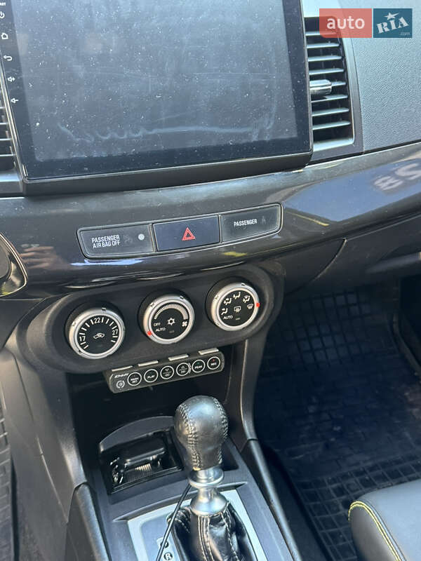 Седан Mitsubishi Lancer Evolution 2008 в Києві