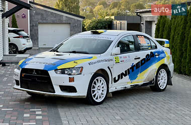 Седан Mitsubishi Lancer Evolution 2009 в Черновцах