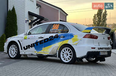 Седан Mitsubishi Lancer Evolution 2009 в Черновцах