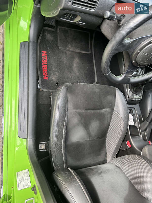 Седан Mitsubishi Lancer Evolution 2006 в Львове фото 14 Седан Mitsubishi Lancer Evolution 2006 в Львове