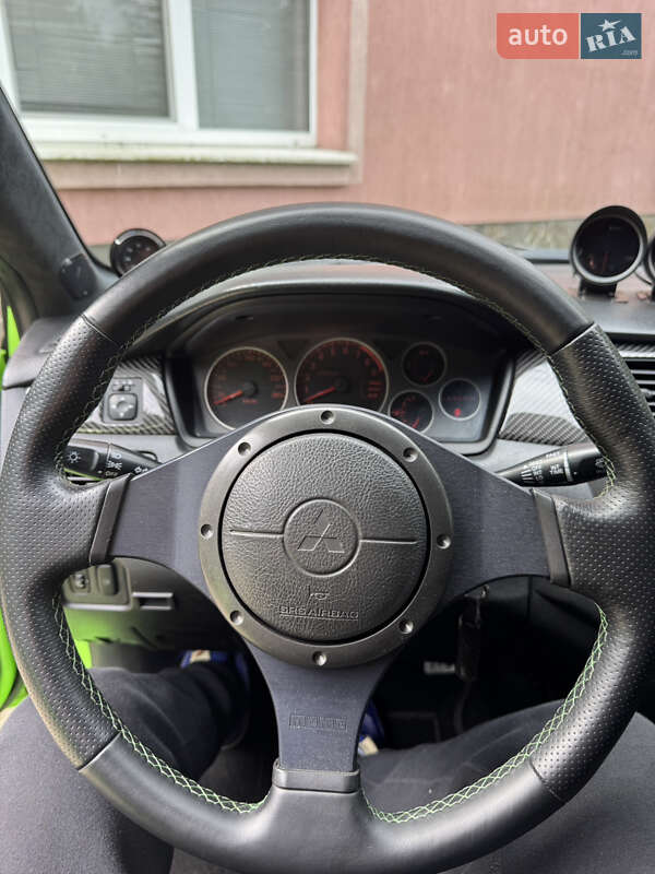 Седан Mitsubishi Lancer Evolution 2006 в Львове фото 21 Седан Mitsubishi Lancer Evolution 2006 в Львове