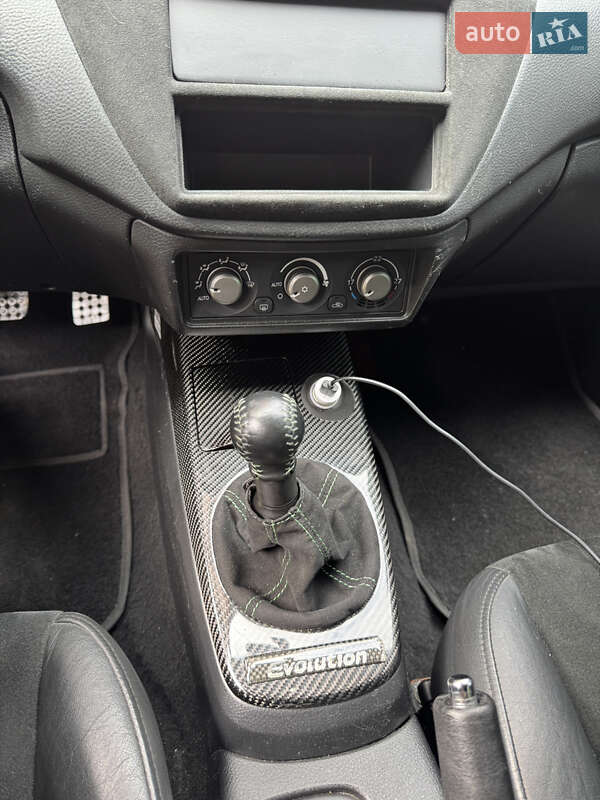 Седан Mitsubishi Lancer Evolution 2006 в Львове фото 23 Седан Mitsubishi Lancer Evolution 2006 в Львове