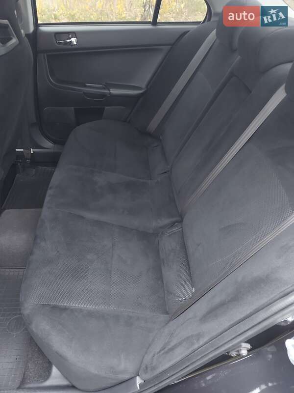 Седан Mitsubishi Lancer Evolution 2008 в Нетешине