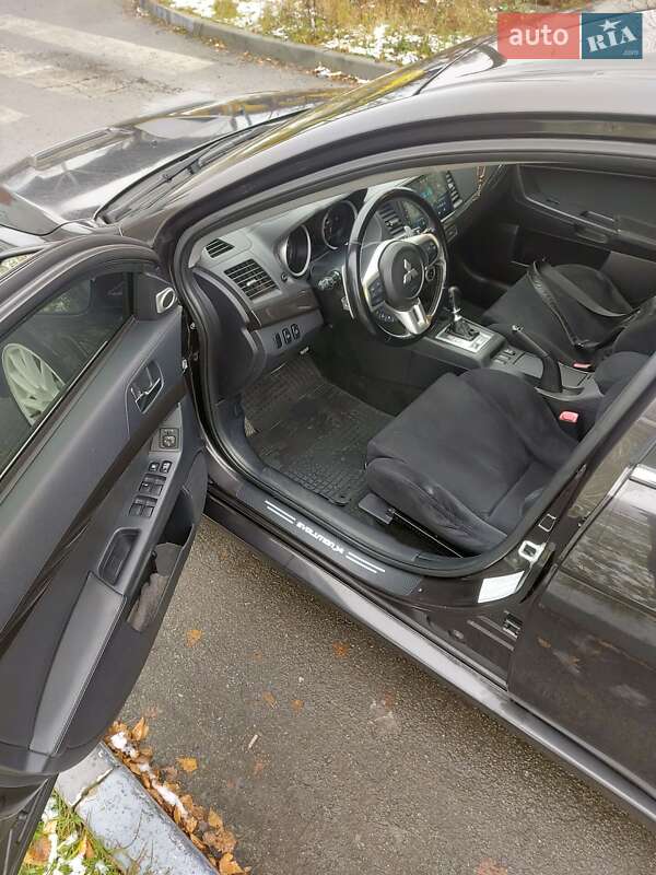 Седан Mitsubishi Lancer Evolution 2008 в Нетішині