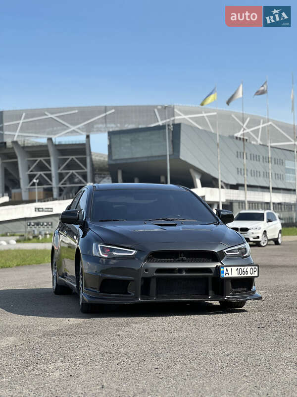 Седан Mitsubishi Lancer Evolution 2008 в Львове фото 3 Седан Mitsubishi Lancer Evolution 2008 в Львове