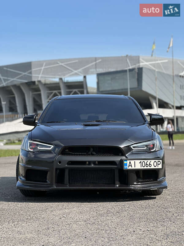 Седан Mitsubishi Lancer Evolution 2008 в Львове фото 7 Седан Mitsubishi Lancer Evolution 2008 в Львове