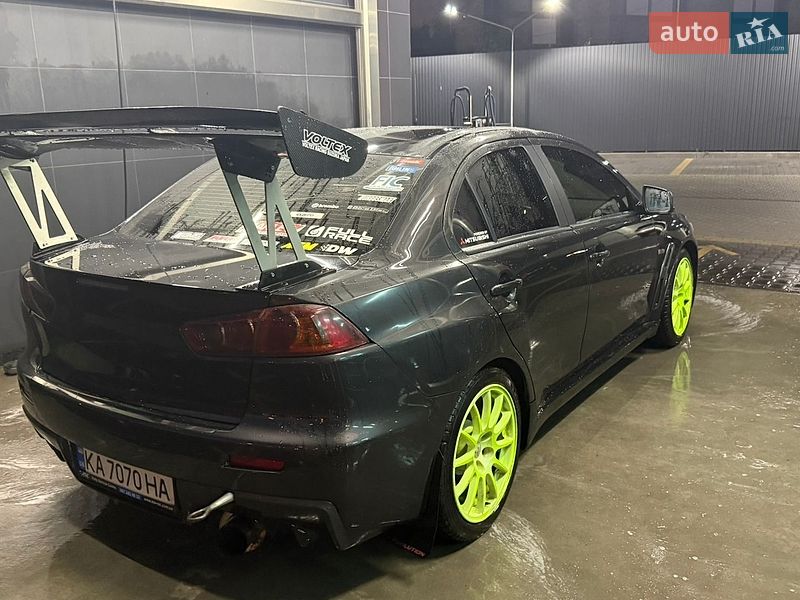 Седан Mitsubishi Lancer Evolution 2008 в Киеве