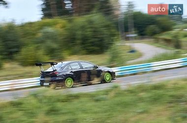 Седан Mitsubishi Lancer Evolution 2008 в Киеве
