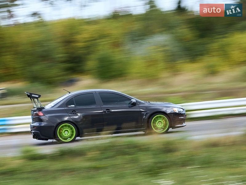 Седан Mitsubishi Lancer Evolution 2008 в Киеве