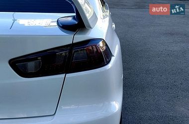 Седан Mitsubishi Lancer Evolution 2008 в Харкові фото 12 Седан Mitsubishi Lancer Evolution 2008 в Харкові