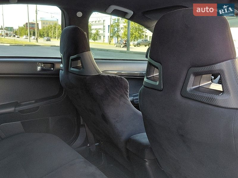 Седан Mitsubishi Lancer Evolution 2008 в Харкові фото 31 Седан Mitsubishi Lancer Evolution 2008 в Харкові