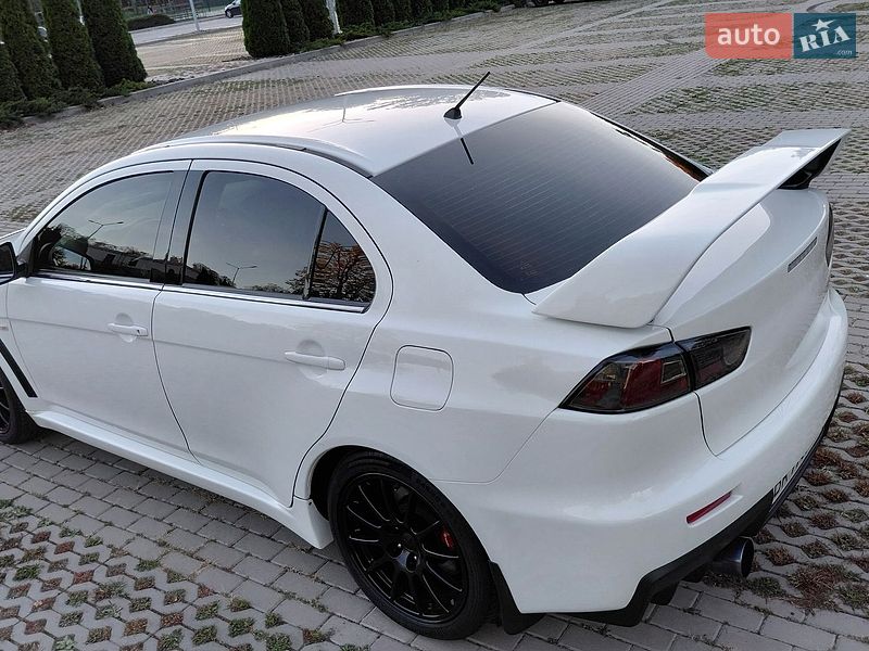 Седан Mitsubishi Lancer Evolution 2008 в Харькове фото 18 Седан Mitsubishi Lancer Evolution 2008 в Харькове