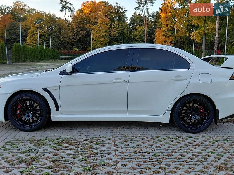 Седан Mitsubishi Lancer Evolution 2008 в Харькове фото 21 Седан Mitsubishi Lancer Evolution 2008 в Харькове