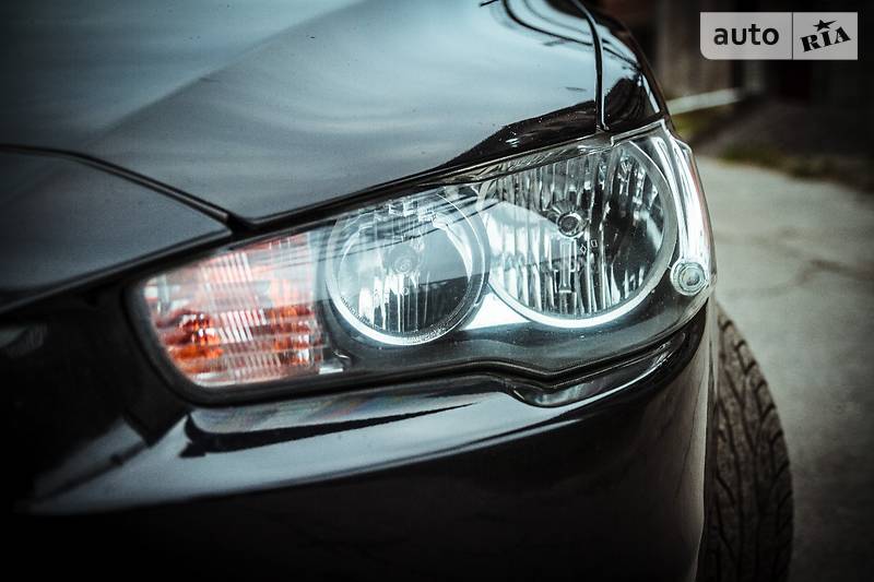 Седан Mitsubishi Lancer 2008 в Виннице