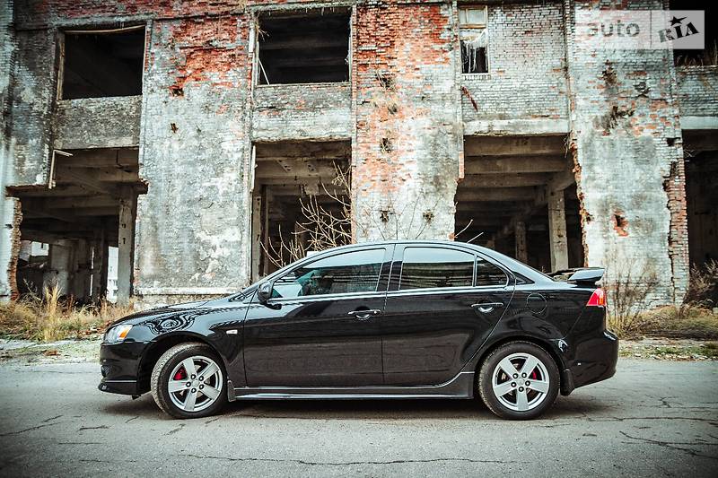Седан Mitsubishi Lancer 2008 в Виннице