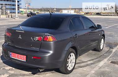 Седан Mitsubishi Lancer 2011 в Киеве