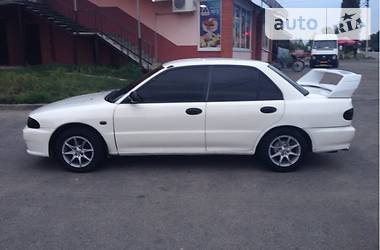 Седан Mitsubishi Lancer 1994 в Чернигове