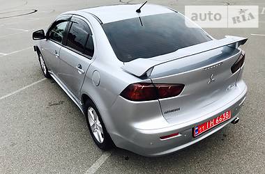 Седан Mitsubishi Lancer 2009 в Киеве