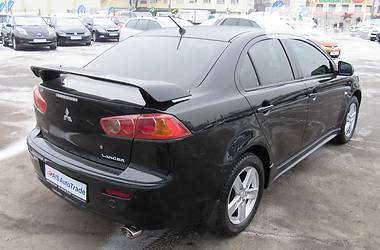 Седан Mitsubishi Lancer 2009 в Киеве