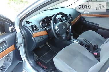 Седан Mitsubishi Lancer 2008 в Обухове