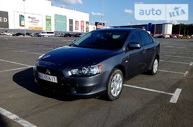 Седан Mitsubishi Lancer 2009 в Киеве